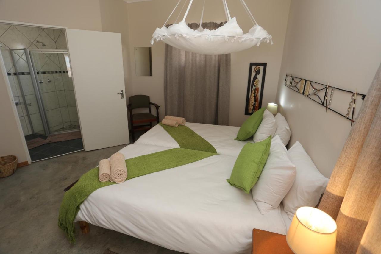 דירות אוס Orange House Self Catering מראה חיצוני תמונה
